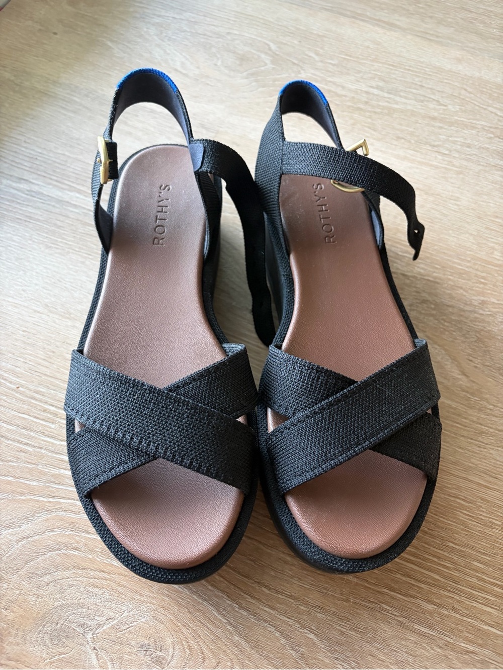 Rothy’s The Criss-Cross Lightweight Wedge - Picture 9 of 9